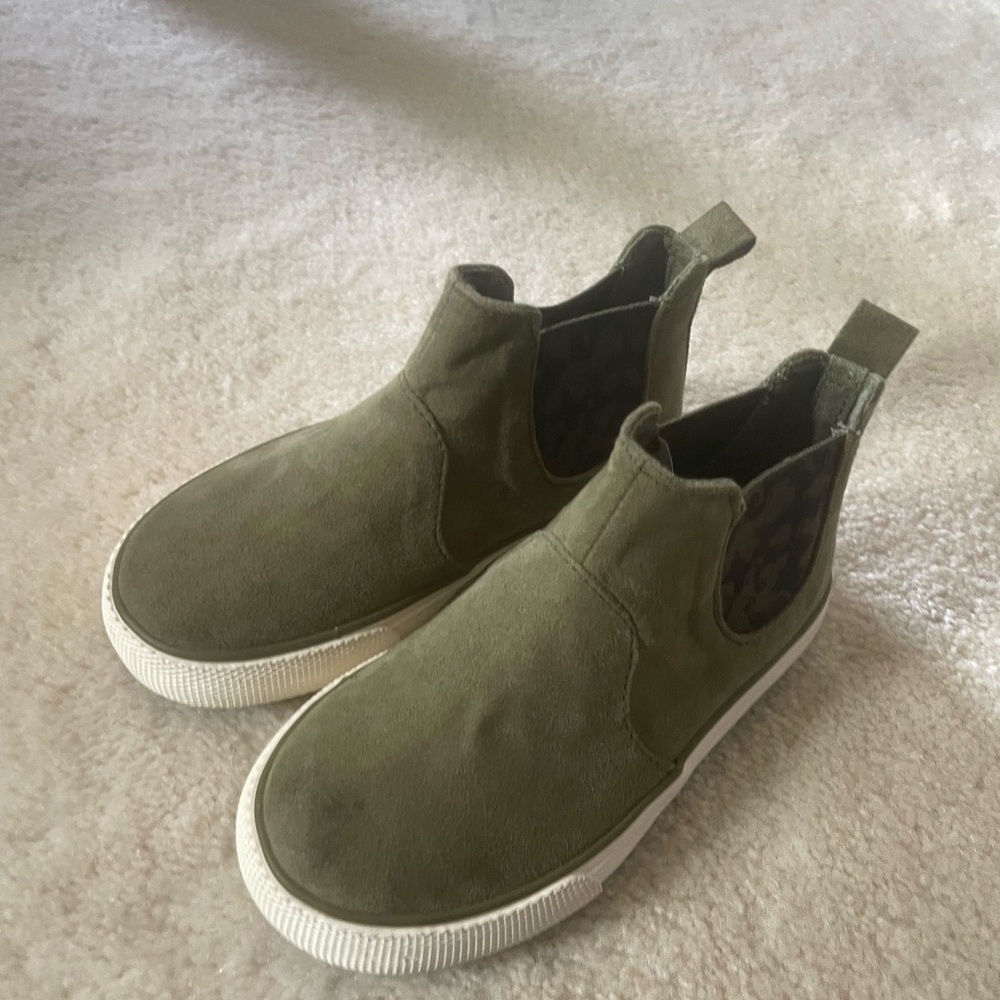 Toddler green shoes